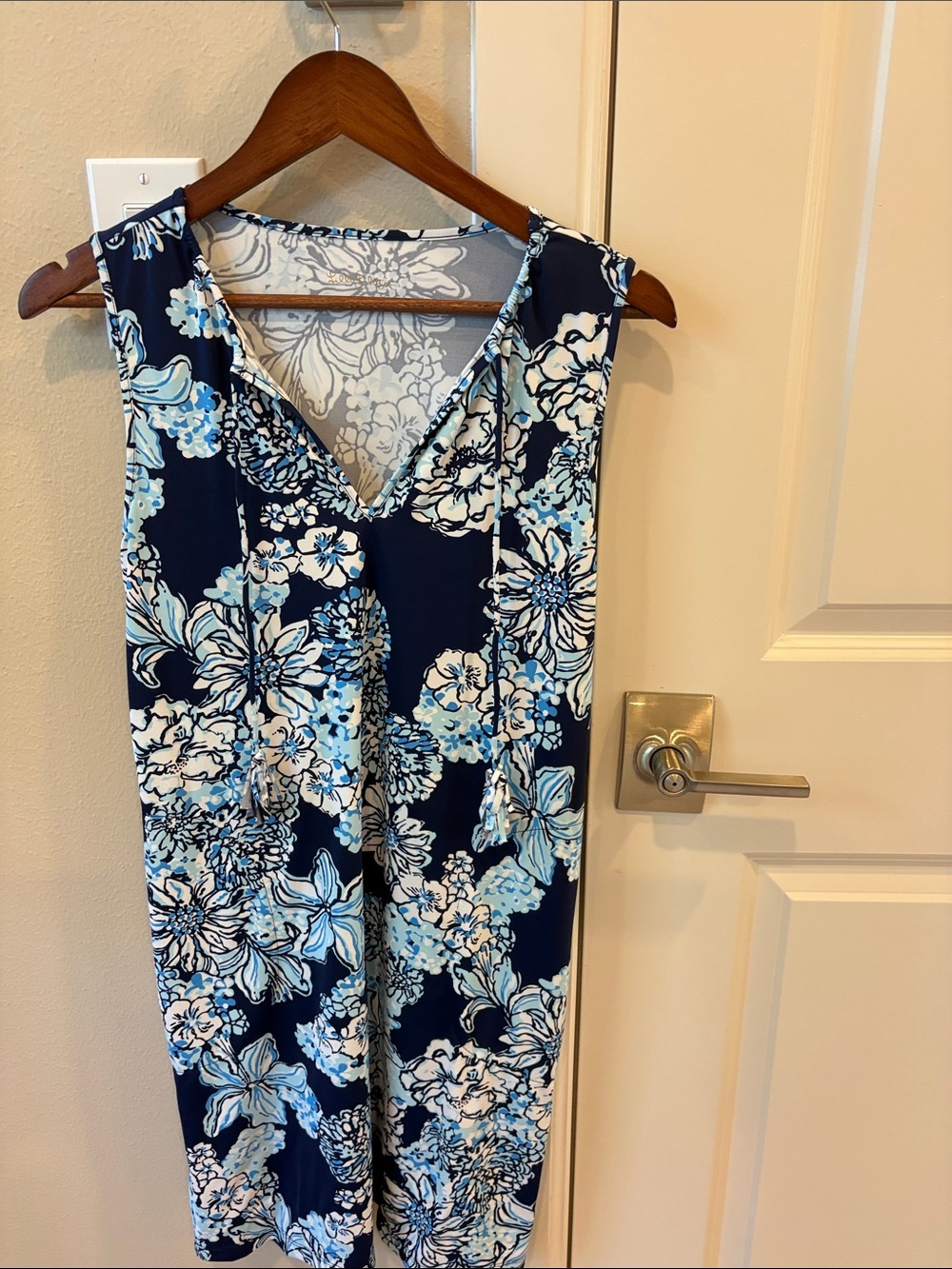 Lilly Pulitzer Navy Blue Floral V-Neck Swim Coverup
